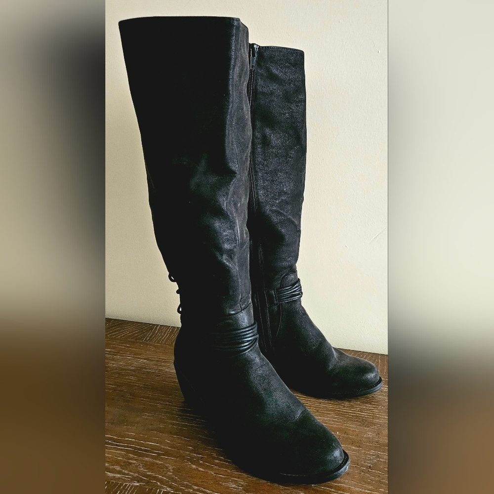 Maurices Wide Calf Dani Black Knee High Boots Size 9M